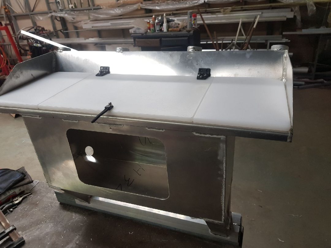 General Engineering – Live Bait Tank